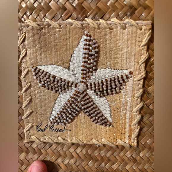 Chic Brown Woven Shoulder Bag with Starfish Detail - Picture 3 of 13